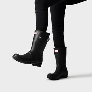 Woman’s original short rain boots in black